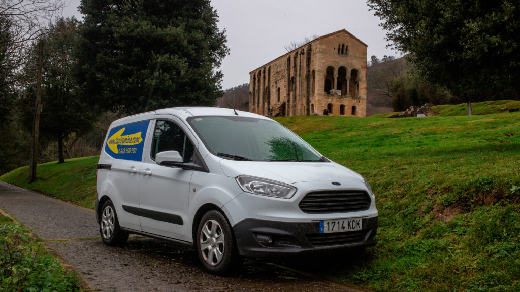 San Miguel de Lillo en el Camino Primitivo